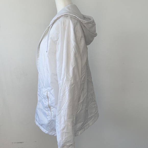 Zine White Wndbreaker (medium) - Picture 6 of 9